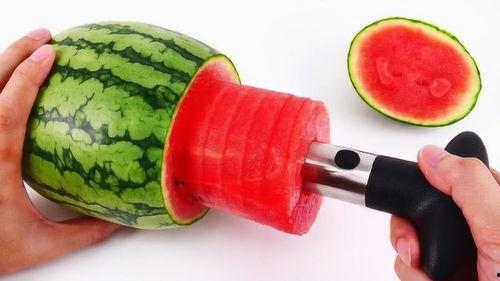 各种创意方法吃瓜,解锁百变吃瓜新姿势