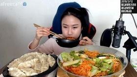 泡面姐姐吃瓜,揭秘娱乐圈那些不为人知的幕后故事