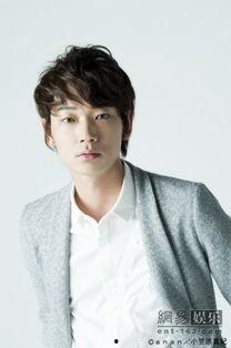 绫野刚吃瓜,揭秘明星幕后趣闻